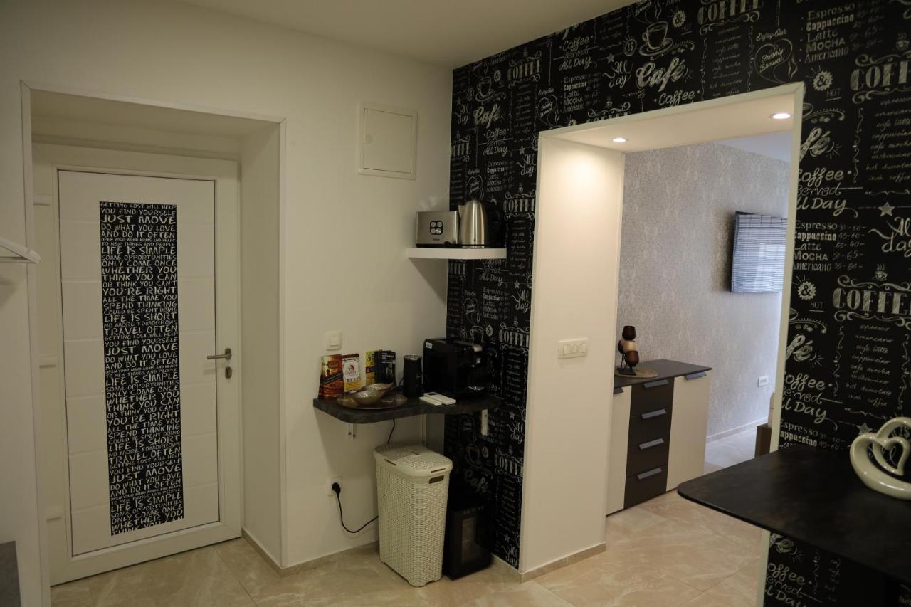 Love Nest Apartment Laibach Exterior foto