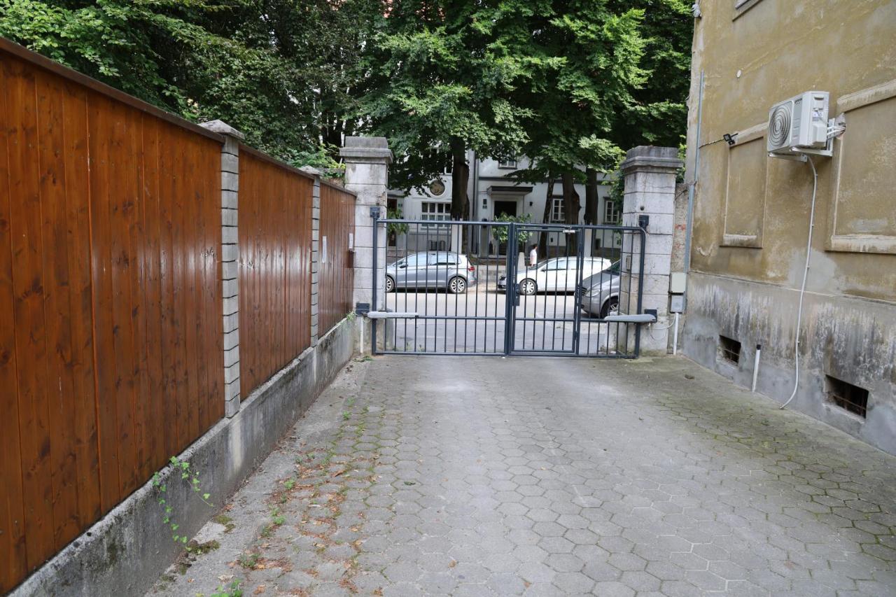 Love Nest Apartment Laibach Exterior foto